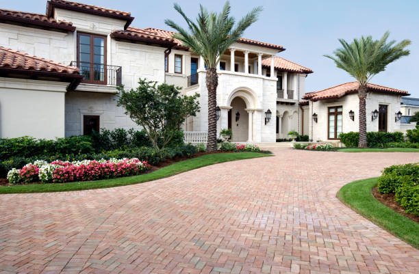 Best Affordable Driveway Pavers  in Toppenish, WA
